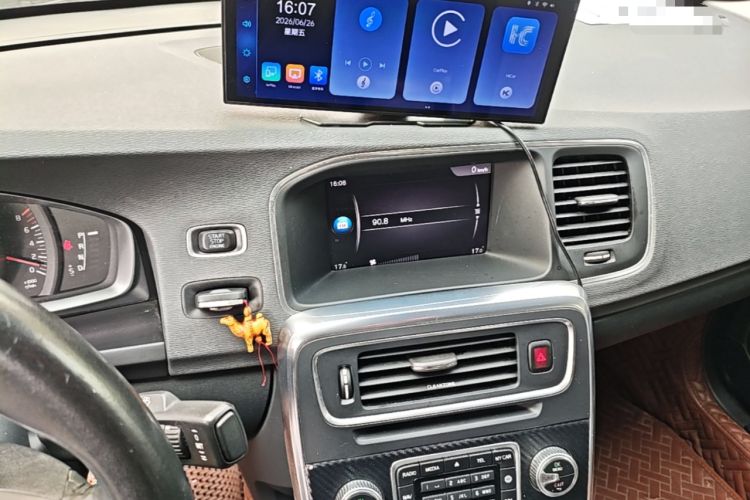 Used Volvo S60 2018 S60L T3 Smart Progress Edition Audio And AC Panel