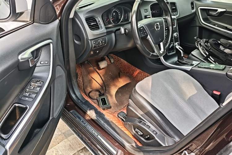 Used Volvo S60 2018 S60L T3 Smart Progress Edition Driver Seat