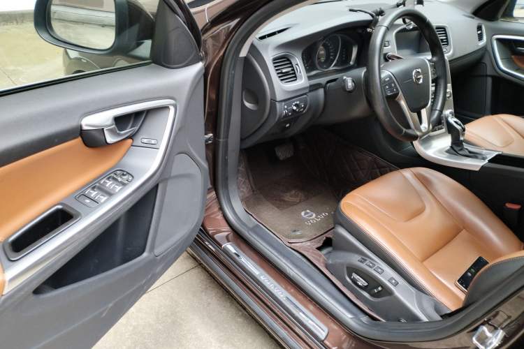 Used Volvo S60 2018 S60L T3 Smart Progress Edition Driver Seat
