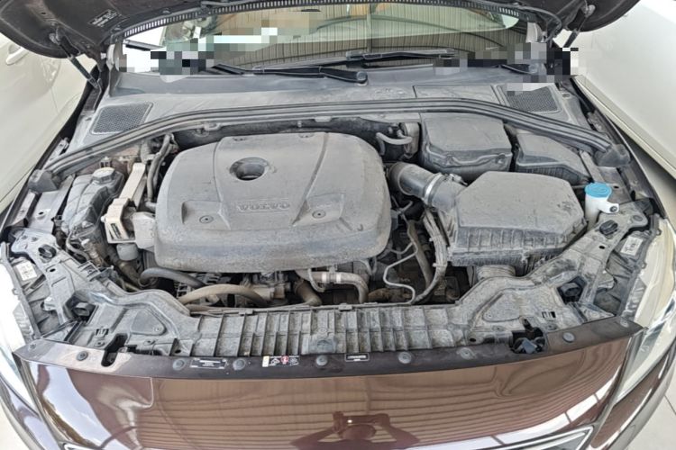 Used Volvo S60 2018 S60L T4 Zhiyuan Edition Engine Bay