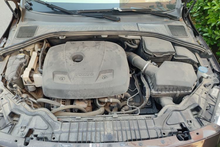 Used Volvo S60 2018 S60L T4 Smart & Ambitious Edition Engine Bay