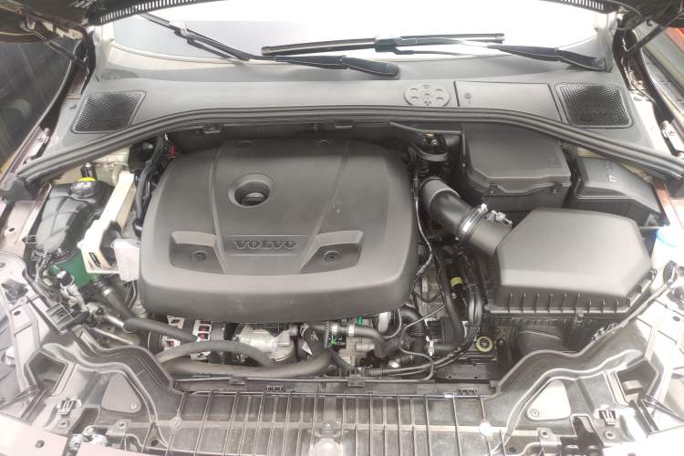 Used Volvo S60 2018 S60L T3 Smart Progress Edition Engine Bay