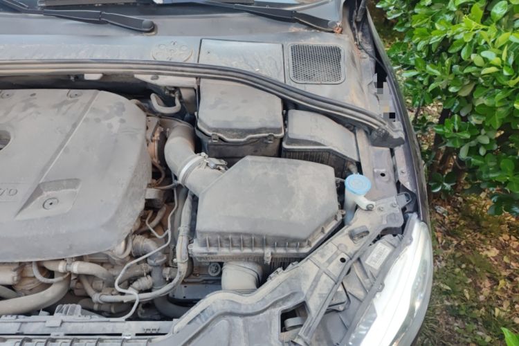 Used Volvo S60 2018 S60L T4 Smart & Ambitious Edition Engine Bay Left