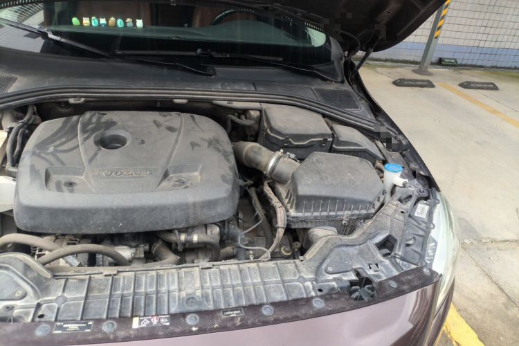 Used Volvo S60 2018 S60L T4 Smart & Ambitious Edition Engine Bay Left
