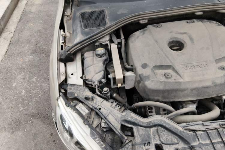 Used Volvo S60 2018 S60L T3 Smart Progress Edition Engine Bay Right