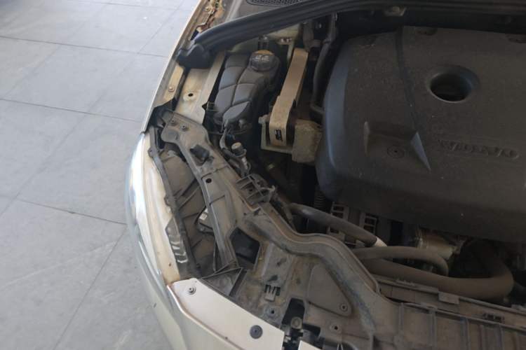 Used Volvo S60 2018 S60L T3 Smart Upgrade Edition Engine Bay Right
