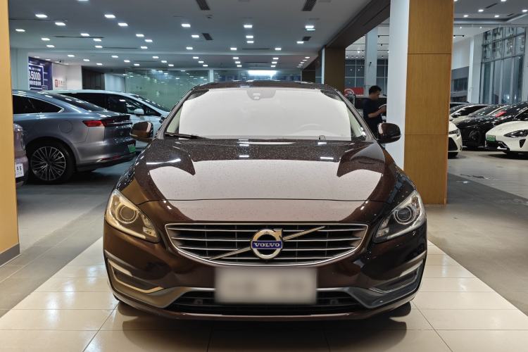 Used Volvo S60 2018 S60L T4 Zhiyuan Edition Exterior 10