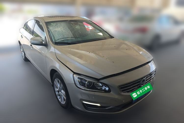 Used Volvo S60 2018 S60L T3 Smart Upgrade Edition Front Right 45 Deg