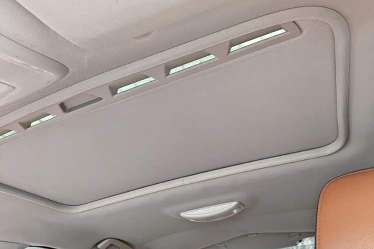 Used Volvo S60 2018 S60L T4 Zhiyuan Edition Headliner