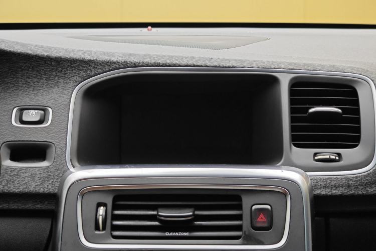 Used Volvo S60 2018 S60L T4 Zhiyuan Edition Interior 12