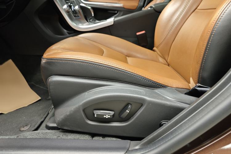 Used Volvo S60 2018 S60L T4 Zhiyuan Edition Interior 6