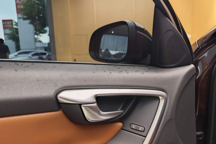 Used Volvo S60 2018 S60L T4 Zhiyuan Edition Interior 9
