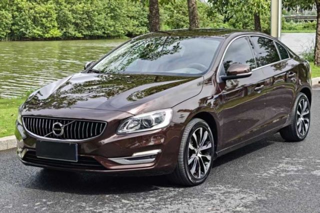 Volvo S60 2018 S60L T3 Smart Progress Edition с пробегом