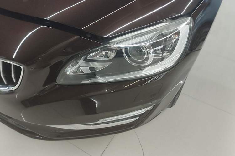 Used Volvo S60 2018 S60L T5 Intelligent Drive Progressive Edition Left Front Headlight