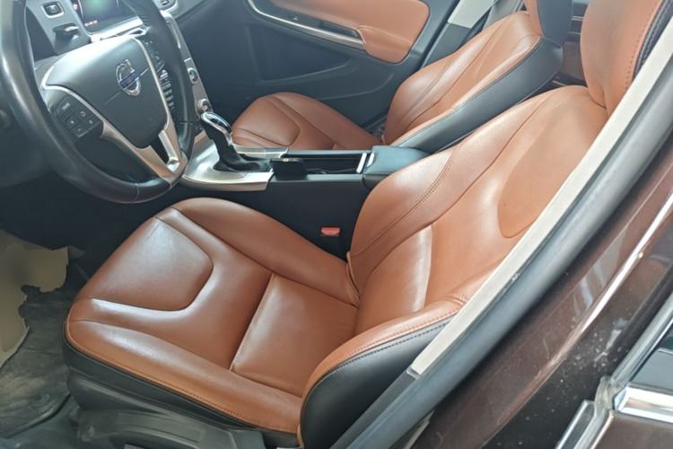 Used Volvo S60 2018 S60L T4 Zhiyuan Edition Left Front Seat