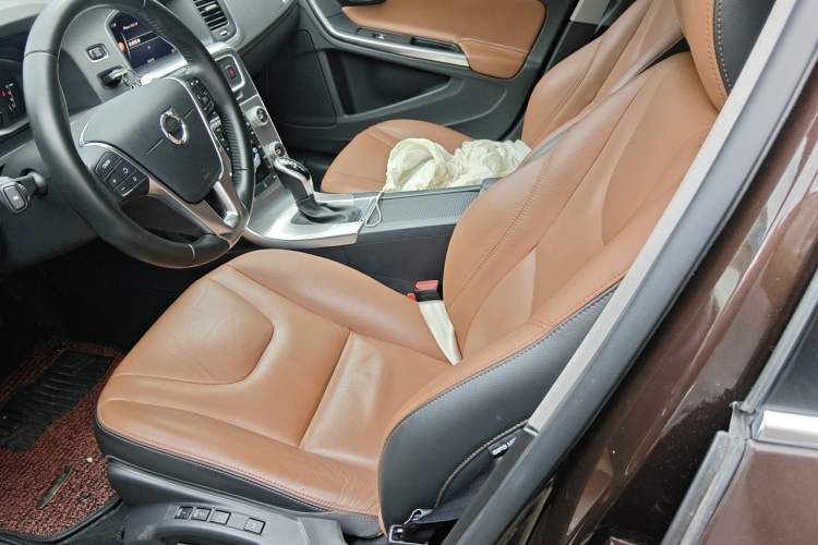 Used Volvo S60 2018 S60L T3 Smart Progress Edition Left Front Seat