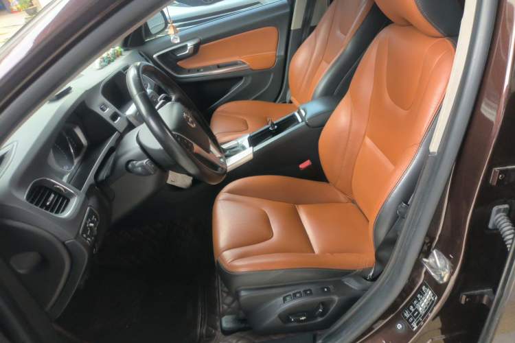Used Volvo S60 2018 S60L T4 Smart & Ambitious Edition Left Front Seat