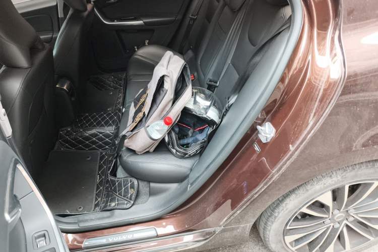 Used Volvo S60 2018 S60L T4 Smart & Ambitious Edition Left Rear Seat