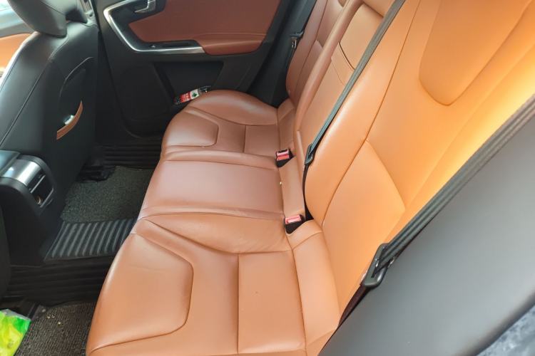 Used Volvo S60 2018 S60L T4 Smart & Ambitious Edition Left Rear Seat