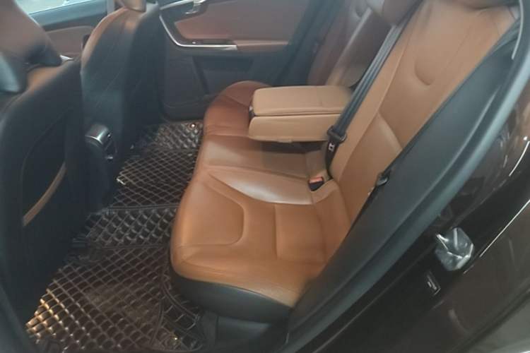 Used Volvo S60 2018 S60L T5 Intelligent Drive Progressive Edition Left Rear Seat