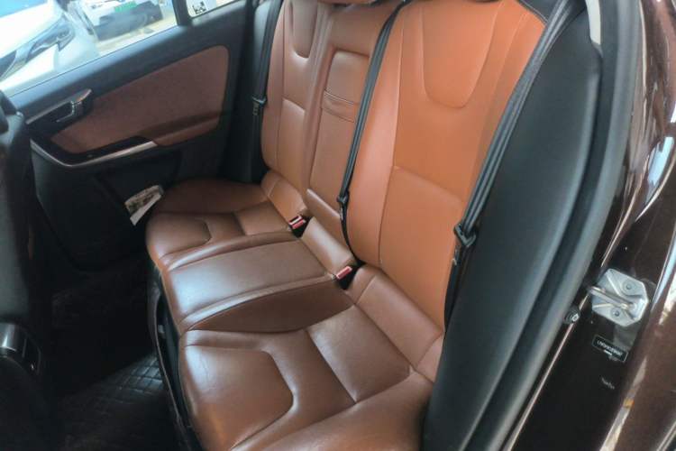 Used Volvo S60 2018 S60L T4 Smart & Ambitious Edition Left Rear Seat