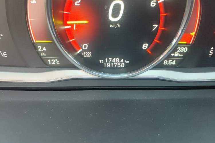 Used Volvo S60 2018 S60L T4 Smart & Ambitious Edition Odometer Close Up