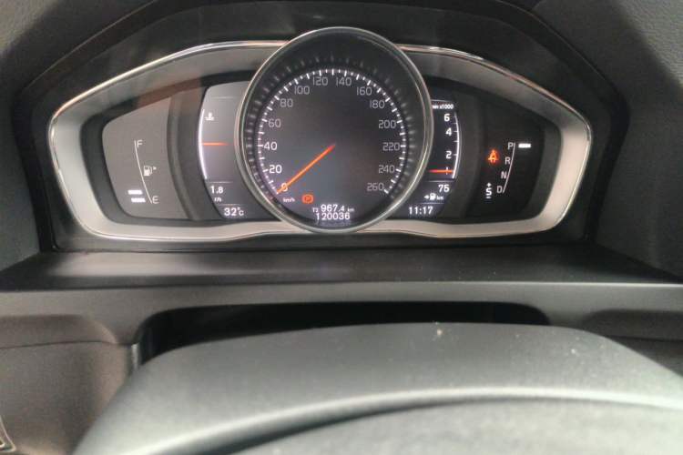Used Volvo S60 2018 S60L T4 Smart & Ambitious Edition Odometer Close Up