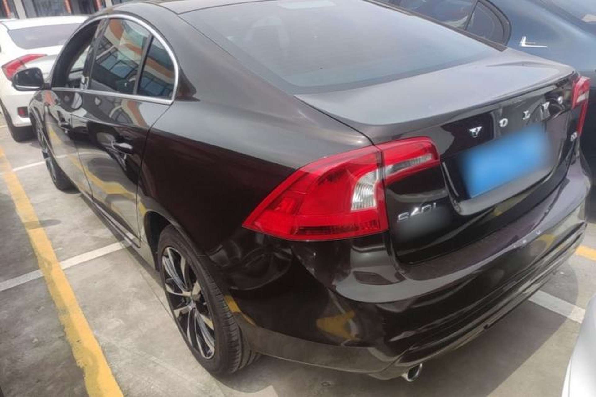 Used Volvo S60 2018 S60L T3 Smart Progress Edition Rear Left 45 Deg