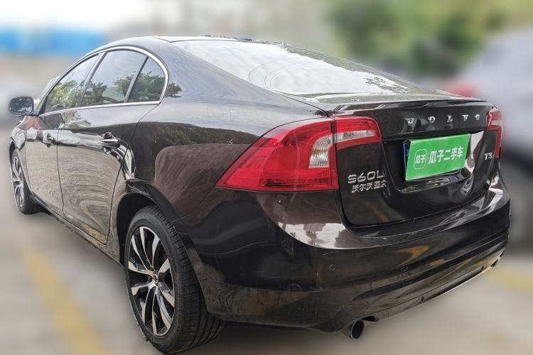 Used Volvo S60 2018 S60L T3 Smart Progress Edition Rear Left 45 Deg