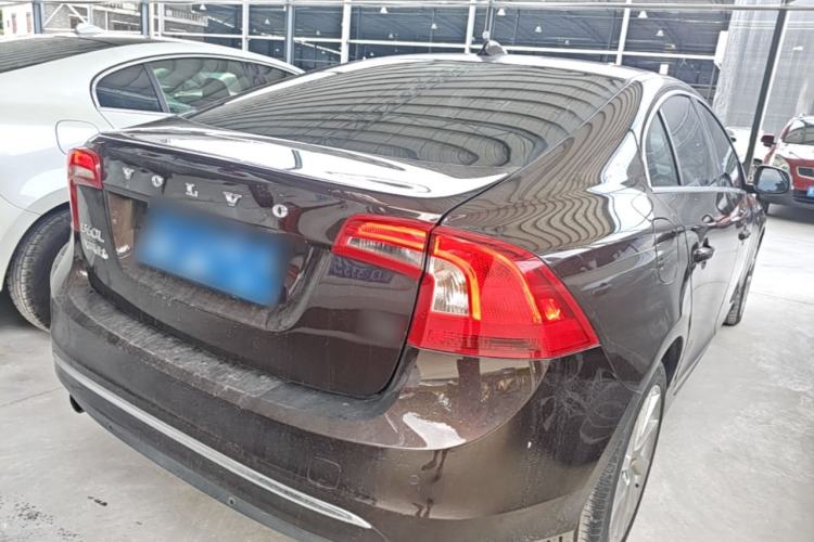 Used Volvo S60 2018 S60L T4 Zhiyuan Edition Rear Right 45 Deg