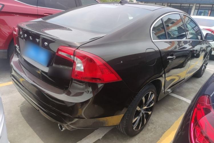 Used Volvo S60 2018 S60L T3 Smart Progress Edition Rear Right 45 Deg