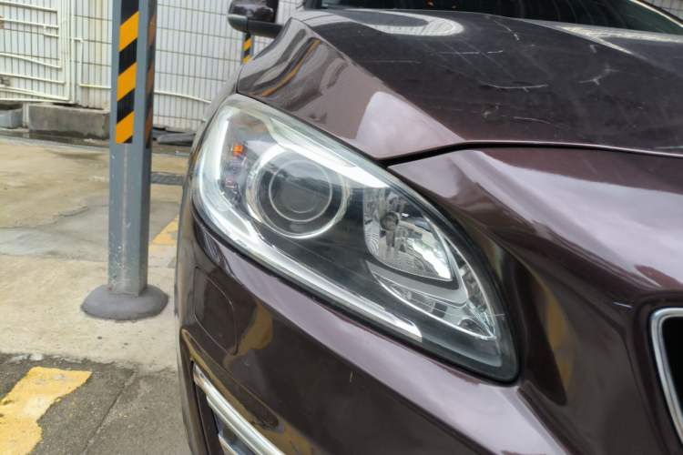 Used Volvo S60 2018 S60L T4 Smart & Ambitious Edition Right Front Headlight