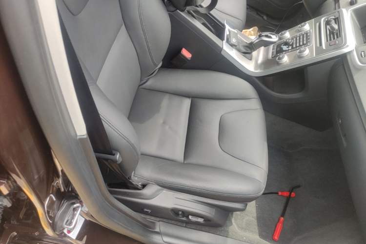 Used Volvo S60 2018 S60L T3 Smart Progress Edition Right Front Seat