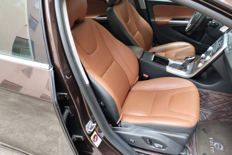Used Volvo S60 2018 S60L T3 Smart Progress Edition Right Front Seat