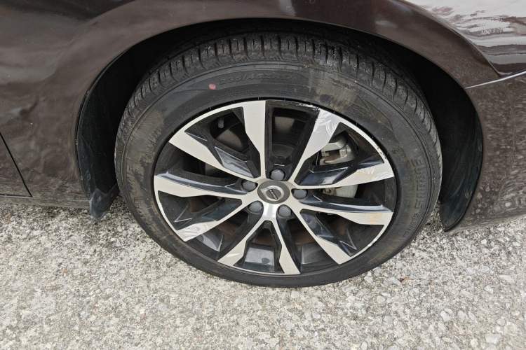 Used Volvo S60 2018 S60L T3 Smart Progress Edition Right Front Wheel Hub