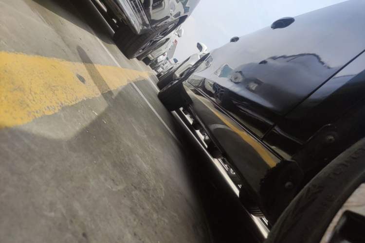 Used Volvo S60 2018 S60L T3 Smart Progress Edition Right Side Sill