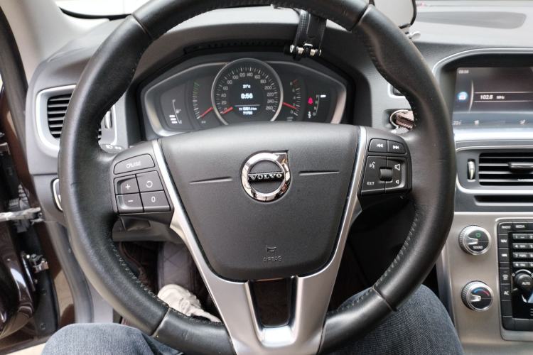 Used Volvo S60 2018 S60L T3 Smart Progress Edition Steering Wheel