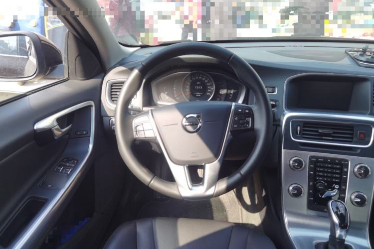 Used Volvo S60 2018 S60L T3 Smart Progress Edition Steering Wheel