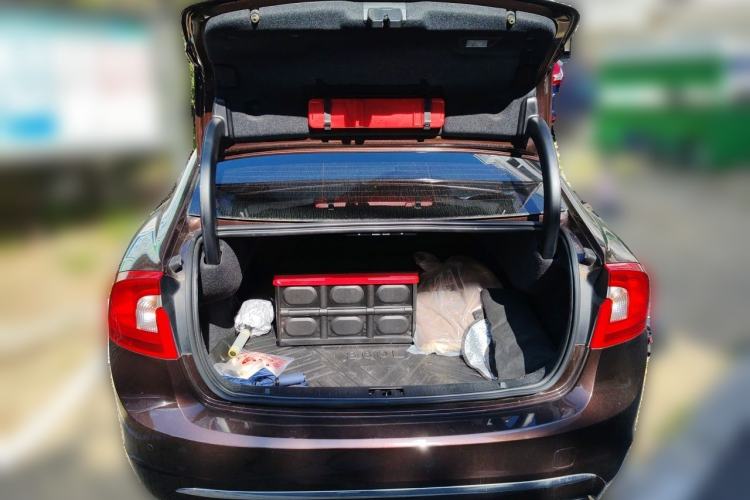 Used Volvo S60 2018 S60L T3 Smart Progress Edition Trunk