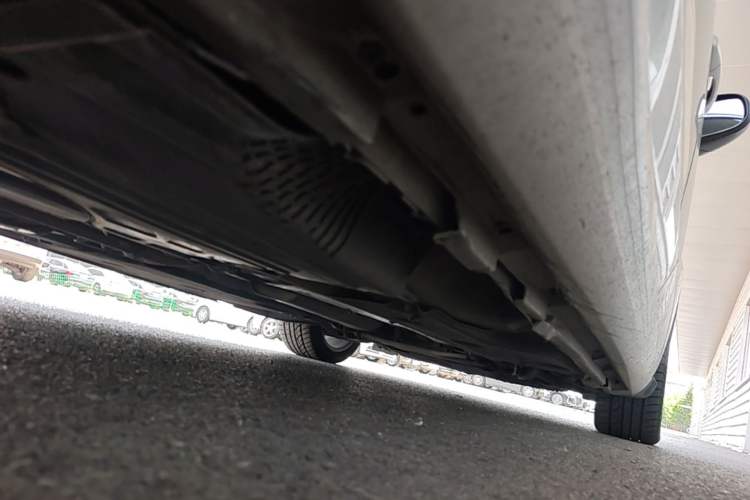 Used Volvo S60 2018 S60L T4 Zhiyuan Edition Chassis Rear Right