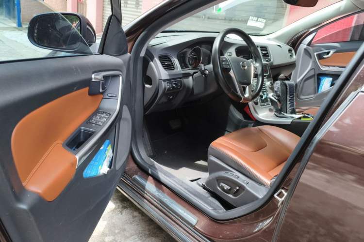 Used Volvo S60 2018 S60L T4 Smart & Ambitious Edition Driver Seat