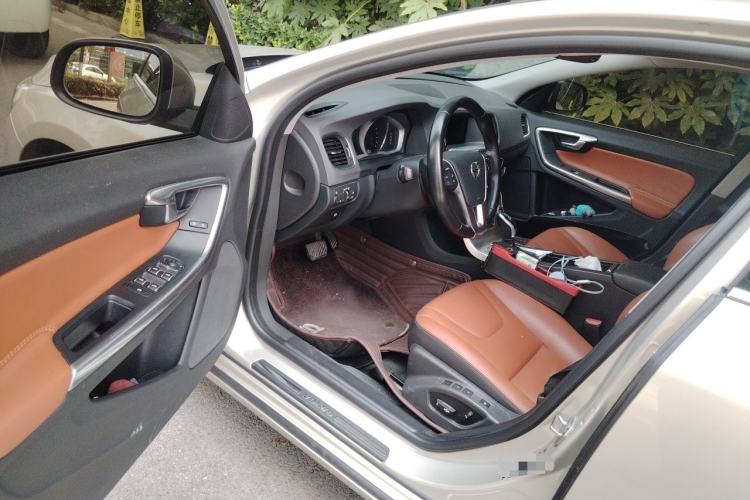 Used Volvo S60 2018 S60L T4 Smart & Ambitious Edition Driver Seat