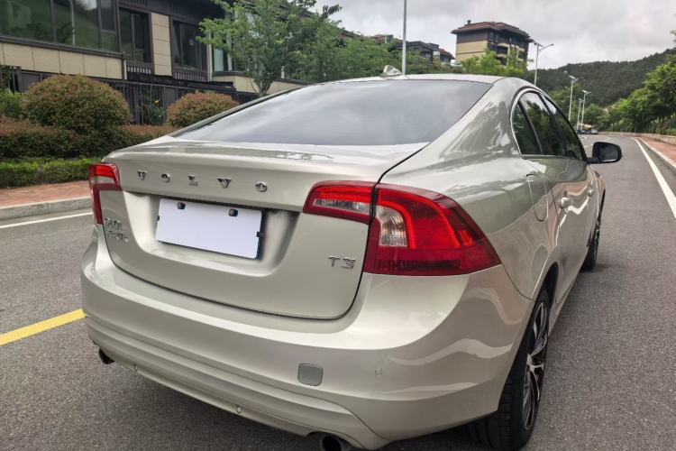 Used Volvo S60 2018 S60L T3 Smart Progress Edition Exterior 5
