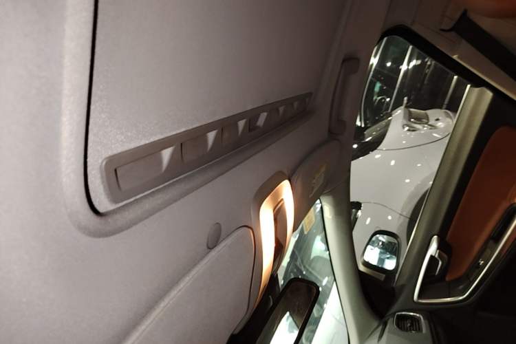 Used Volvo S60 2018 S60L T3 Smart Upgrade Edition Headliner