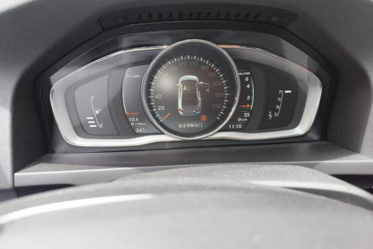 Used Volvo S60 2018 S60L T4 Smart & Ambitious Edition Instrument Cluster