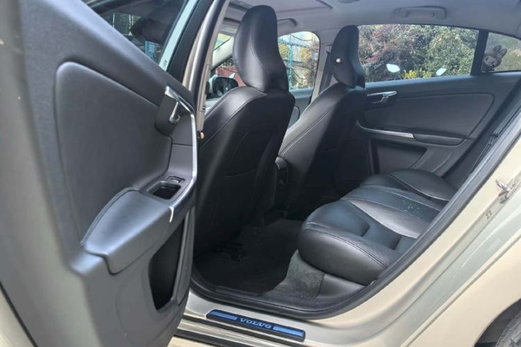 Used Volvo S60 2018 S60L T3 Smart Progress Edition Interior 2