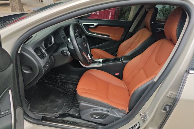 Used Volvo S60 2018 S60L T4 Smart & Ambitious Edition Left Front Seat