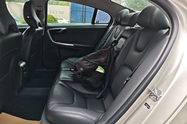 Used Volvo S60 2018 S60L T4 Smart & Ambitious Edition Left Rear Seat