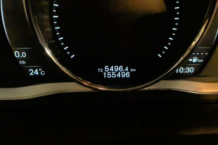 Used Volvo S60 2018 S60L T4 Smart & Ambitious Edition Odometer Close Up