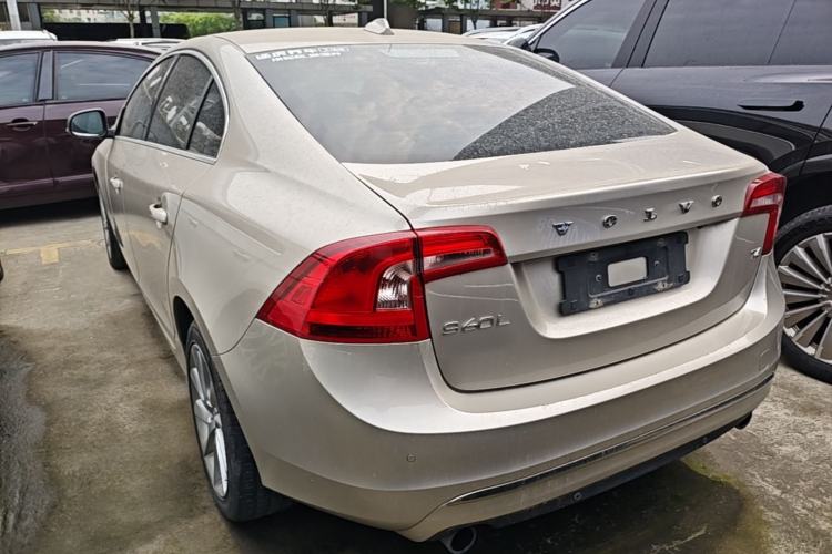 Used Volvo S60 2018 S60L T4 Zhiyuan Edition Rear Left 45 Deg